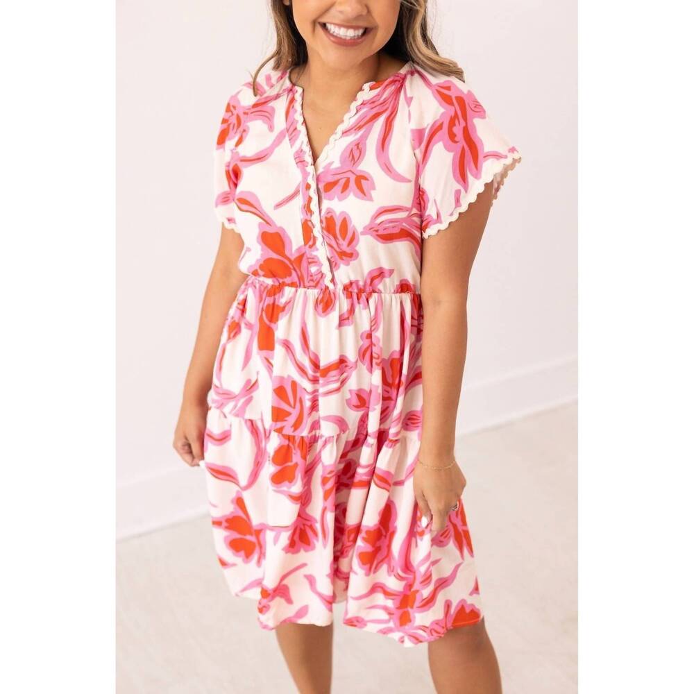 NEW GRACE + EMMA scallop trim floral dress in pink